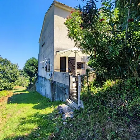 Mezzana * Taglio-Isolaccio